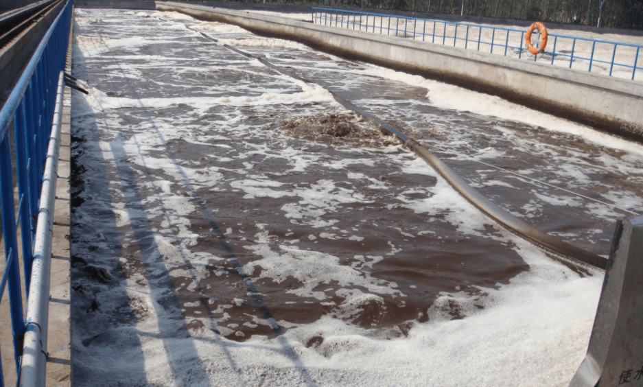 (圖:焦化廠污水廢水起泡現場)